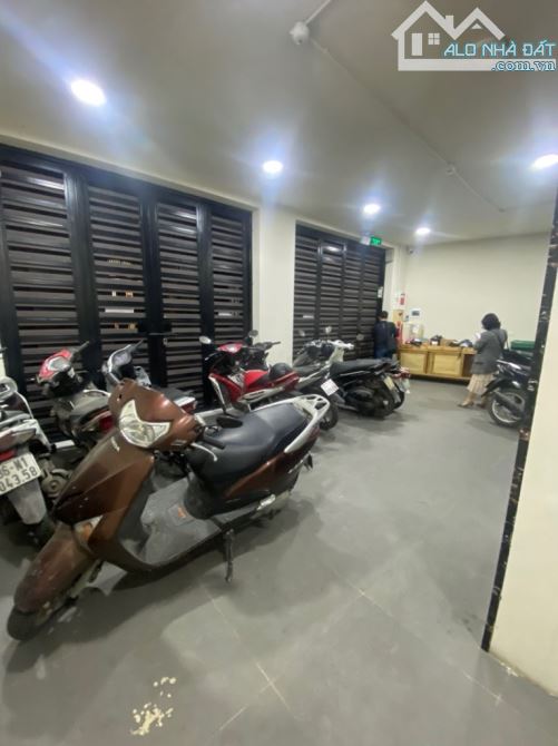 NHÀ ĐẸP MẶT NGÕ KHƯƠNG TRUNG, LÔ GÓC, VỊ TRÍ HOA HẬU, NGÕ THÔNG, DÒNG TIỀN 60TR/THÁNG - 1