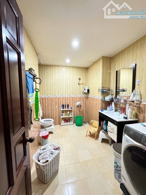 MẶT TIỀN KD ĐỈNH - NGAY LÊ LĂNG TÂN PHÚ  - ĐƯỜNG NHỰA 10M - 4 TẦNG BTCT - 149M2 - 18.X TỶ - 1