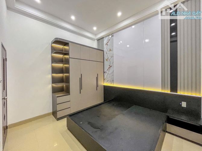 🏡 BÁN NHÀ 1 TRỆT 1 LẦU HẺM NHÁNH ĐƯỜNG NGUYỄN VĂN LINH CÁCH ĐẠI HỌC Y DƯỢC 2, - 12