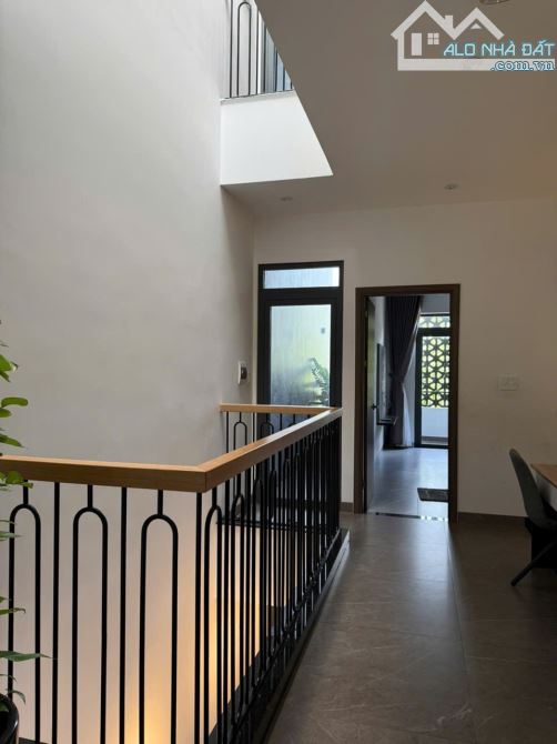 Bán nhà 1 trệt 2 lầu ngay trung tâm Bà Rịa Vũng Tàu, giá bán: 6 tỷ, DT: 100m2 - 14