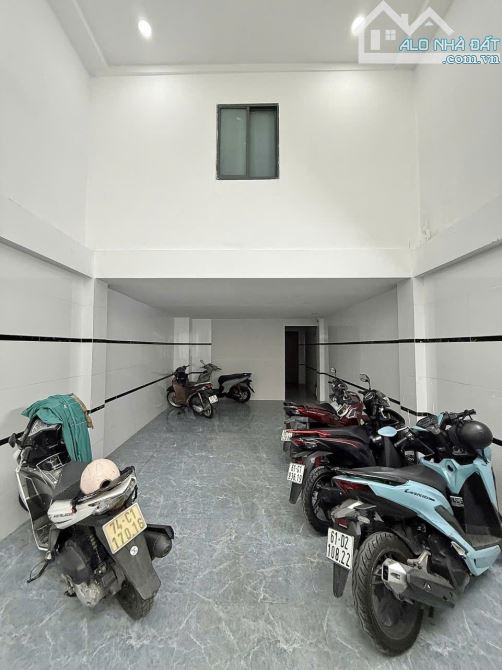 TÒA NHÀ 10 CHDV CAO CẤP – LÊ LAI, P.3, GÒ VẤP – 90M² – THU NHẬP ~60 TRIỆU – 12,5 TỶ TL - 14