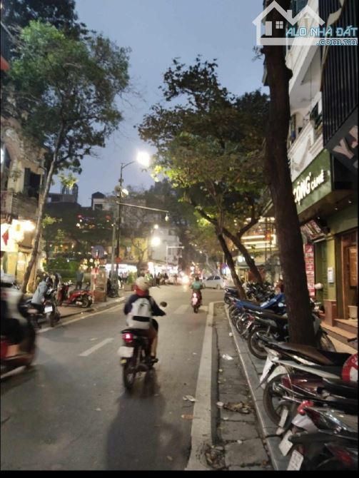 190 Tỷ/ 165 M2 / 6.3 M tiền / Mặt Phố Nhà Chung. Hoàn Kiếm