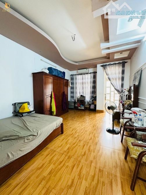 Bán Nhà Gò Vấp Mặt Tiền Nguyễn Văn Công (5,2×20) 3Tầng 16,XXTỷ - 2
