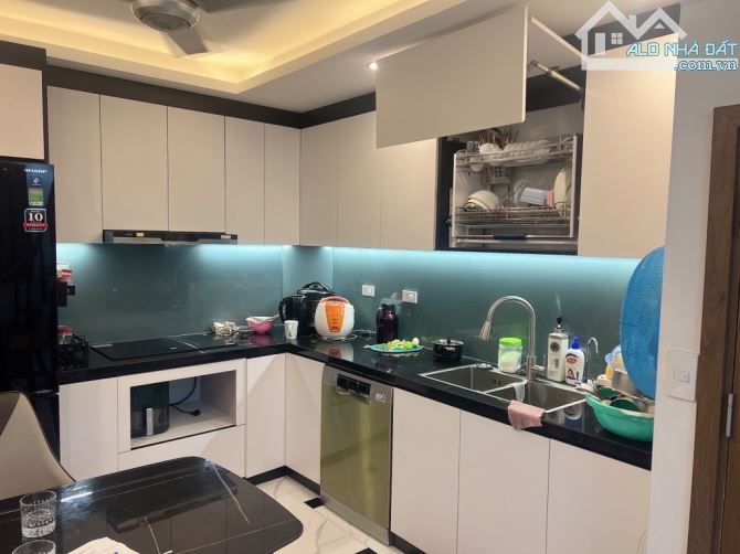 Nhà Đẹp 5 Tầng 46M Giá hơn 5 tỷ_ Full Nội Thất_Chỉ Việc Vào Ở - 2