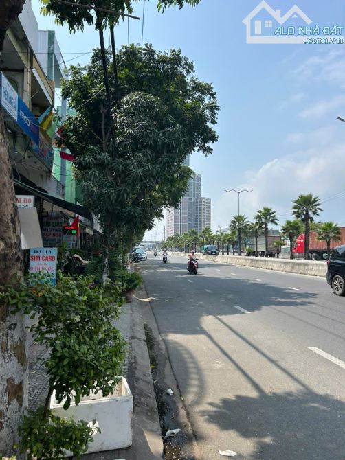 BÁN NHÀ 2 TẦNG MẶT TIỀN ĐƯỜNG NGÔ QUYỀN – TẶNG KÈM NHÀ CẤP 4 – VỊ TRÍ KINH DOANH ĐỈNH - 2