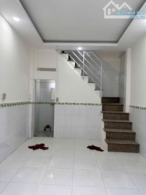 BÁN NHÀ RIÊNG - DT: 38M2 - 2 TẦNG - TÂN HƯNG- QUẬN 7 - GIÁ NHỈNH 3 TỶ - 2