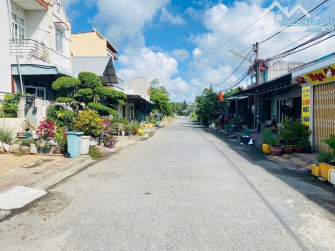 CẶP NỀN ĐẸP 200m2 - ĐƯỜNG SỐ 3 KHU ĐÔNG PHÚ- H. ĐÔNG BẮC- KẾ BÊN TRỤC CHÍNH - GIÁ DĐẦU TƯ - 2