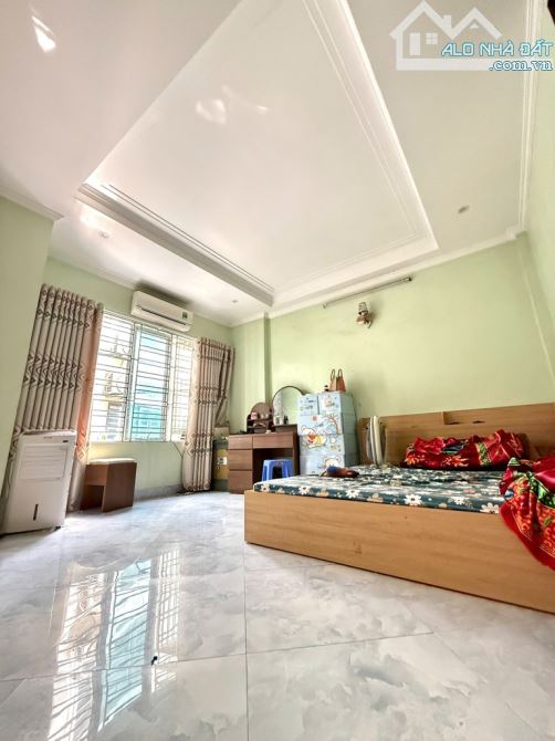 BÁN NHÀ ĐẸP MỸ ĐÌNH NAM TỪ LIÊM - NỞ HẬU- MT 5M- 48M2X4T DÂN XÂY- Ở SƯỚNG- GIÁ CHỈ 13.5 TỶ - 2