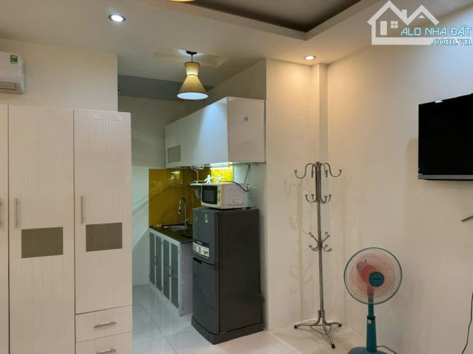 Bán CHDV cho thuê full 720 triệu/ năm Dương Bá Trạc p2. Q8 - 2