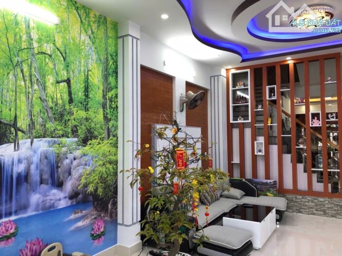 BÁN NHÀ MẶT TIỀN TRẦN NHÂN TÔNG SƠN TRÀ - 3 TẦNG ĐẸP - 2