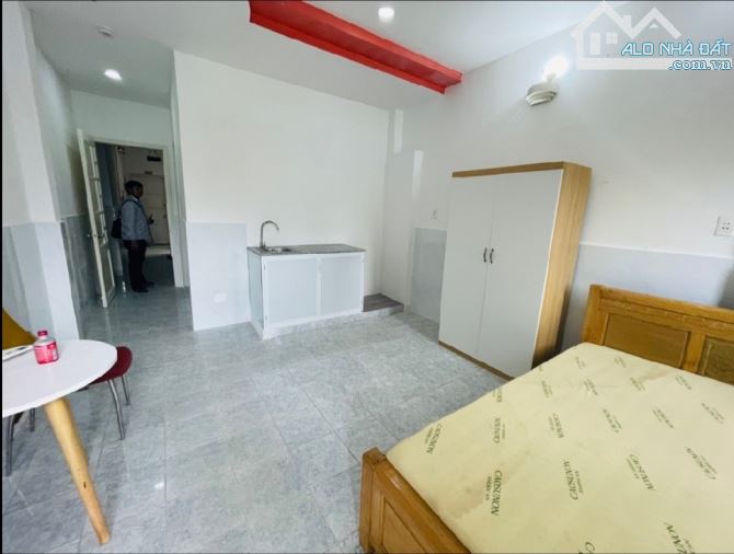 Bán CHDV MT Bàu Cát, P.14, Tân Bình, DT 216m2 - 12 × 18 - 4 tầng,  Giá 45 tỷ TL. - 2
