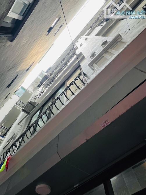 Bán nhà Lạc Long Quân 40m2, 5 tầng 6 tỷ - 2