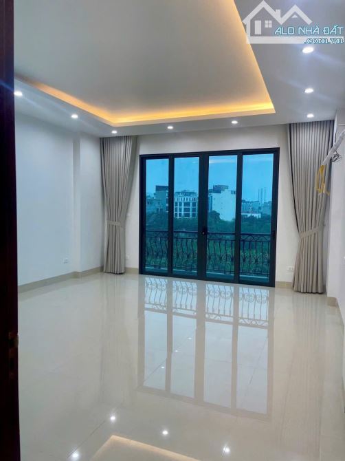 Chính chủ cho thuê nhà 7 Tầng cạnh E/ONE hà đông - 2
