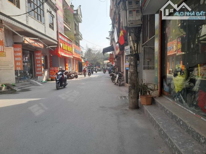 ĐẤT BIÊN GIANG MẶT ĐƯỜNG TRỤC CHÍNH KINH DOANH NHỈNH 4TỶ - 2