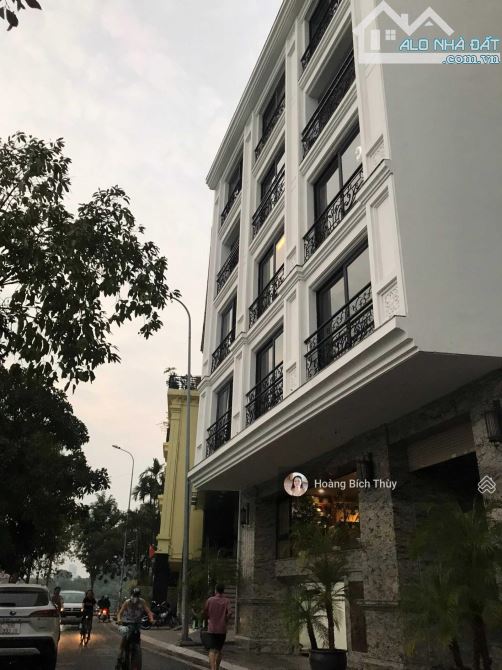 Chủ cần đầu tư nên quyết bán nhanh tòa apartment phố Quảng An, Tây Hồ, 130m2, 7 tầng - 2
