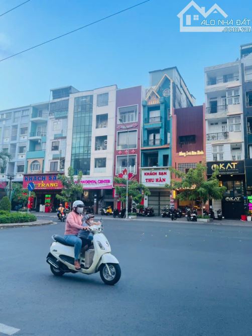 Bán mặt tiền KD đường hoa Phan Xích Long Phú Nhuận, 4 tầng, 48m2,Spa/nhà hàng,17.45 Tỷ - 2