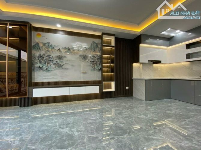 Cực Hiếm! Bán Nhà Mặt Phố Vũ Tông Phan, Cách 1 Nhà Ra Phố, 7 Tầng Thang Máy, 34m2. - 2