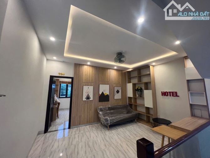 Bán toà căn hộ 5 tầng MT Trường Sa, ngay bãi tắm Tân Trà, Hoà Hải, Ngũ Hành Sơn. - 2