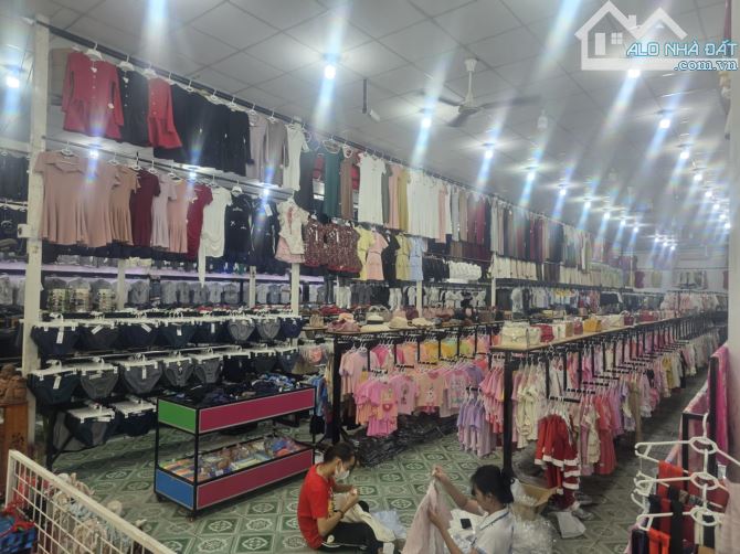 Bán mặt bằng kinh doanh Mặt tiền chợ 434 Thuận An 250m2 Chỉ 11 Tỷ 500 - 2