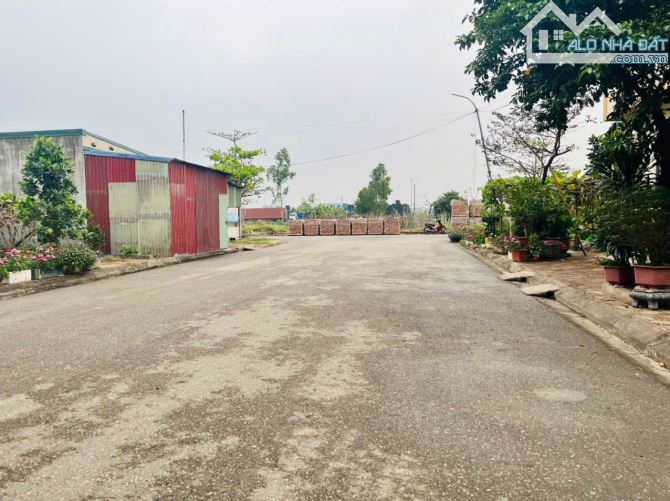 Duy nhất 1 lô tại TĐC đằng sau UBND xã Lê Lợi giá chỉ 2 tỷ - 2