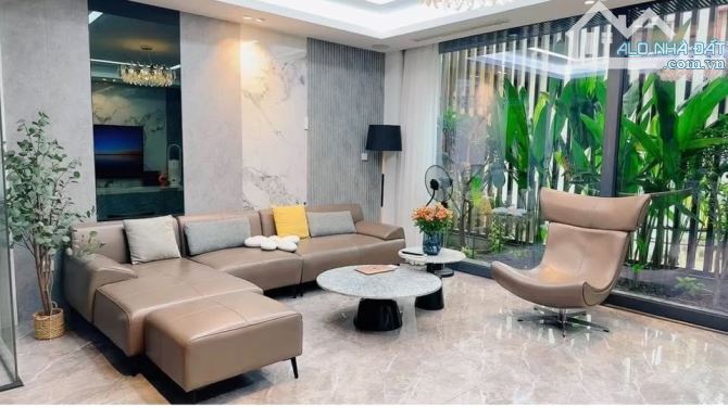 Bán nhà mặt 68 Ngọc Thụy Long Biên - ô tô tránh kinh doanh - 100m 6tầng thang máy- 26tỷ. - 2