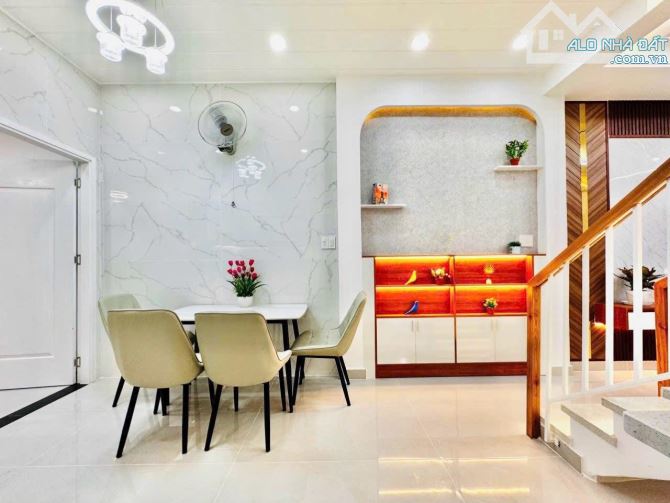 Nhà đẹp, mua xong dọn vào ở ngay Minh Phụng, Quận 6. DT: 52m2 / 3 Tỷ 080. Hẻm ô tô 5m - 2