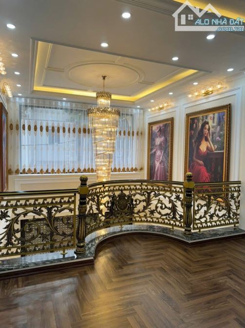 Nguyễn Văn Linh - Long Biên 77m x 7 tầng, mặt tiền 4.5m, giá 19.5 tỷ thương lượng - 2