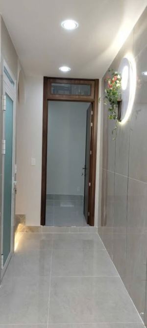 Chốt liền tay-công chứng ngay nhà NAM KỲ KHỞI NGHĨA Q3 chỉ 3ty180 SHR hẻm 4m Giáp q1,2,5 - 2