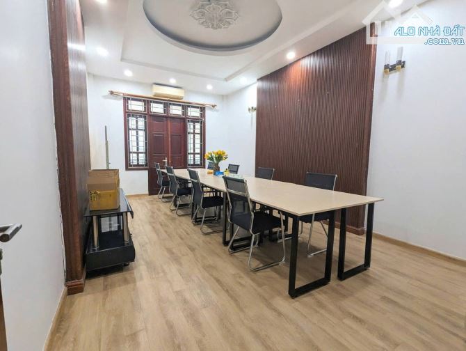 Bán nhà ô tô đỗ cửa Hoàng Văn Thái Thanh Xuân DT: 65m2 x 7 tầng, MT 4m chào giá: 22,5 tỷ - 2