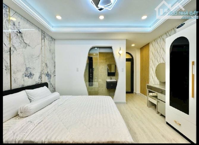 HẠ GIÁ BÁN GẤP NHÀ 5 TẦNG 66M2, FULL NỘI THẤT CAO CẤP, ĐỐI DIỆN EMART GÒ VẤP. GIÁ CHỐT CỰC - 2
