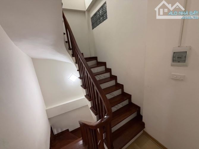 Nhà dân xây Trần Quốc Vượng - Cầu Giấy 45m2 xây 6 tầng nhỉnh 9 tỷ mặt tiền 5 mét - 🌺 TT C - 2