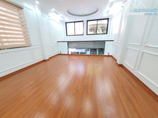 Bán Nhà Lô Góc Gần Gamuda 10.8 Tỷ – Ô Tô Vào Nhà, Có Thang Máy, Kinh Doanh Đỉnh – Trần Phú - 2
