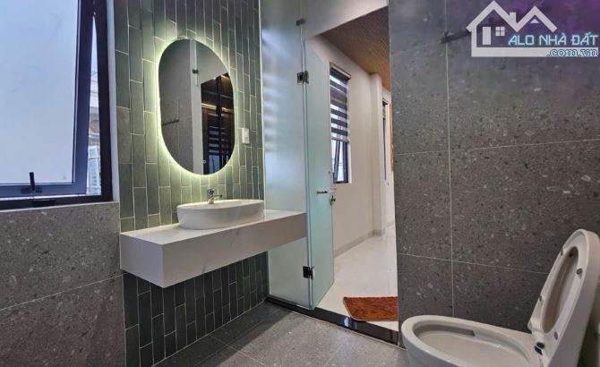 Q7 4x15M 3 TẦNG 3PN NHÀ MỚI Ở NGAY SỔ VUÔNG ĐẸP CĂN GÓC THOÁNG GẦN MẶT TIỀN 6.xT - 2