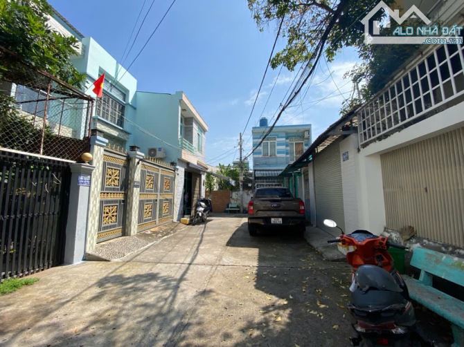 Gần cầu Phú Xuân, DT 5x12m, Hẻm xe hơi - 2