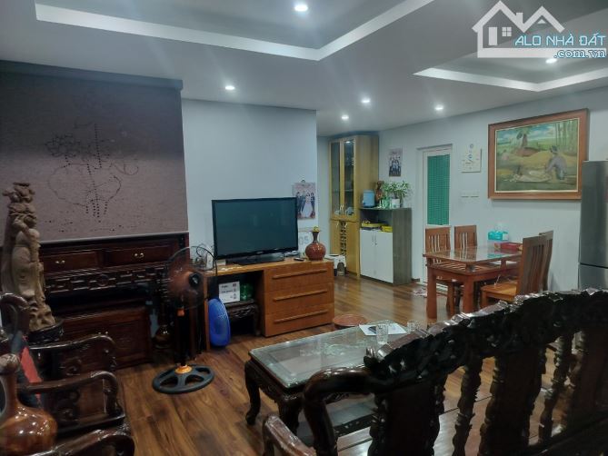 CHÍNH CHỦ BÁN CĂN HỘ CAO CẤP TẠI TÂN MAI – 100M² – 3 NGỦ – FULL CÔNG NĂNG - CHỈ 6,2 TỶ - 2