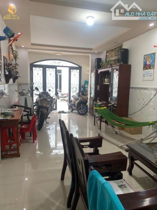 Bán Nhà Gò Vấp HXH F17 Cấp Bốn 1/ Lê Hoàng Phái 100M2 7Tỷ Nhỏ - 2