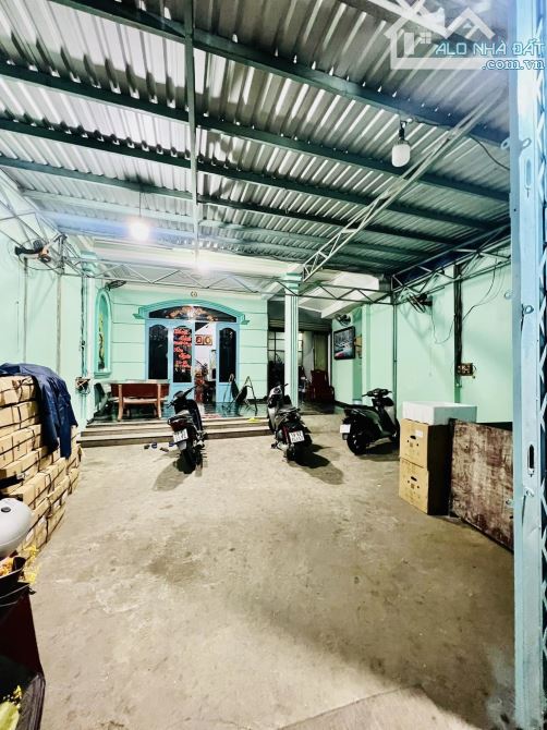 Bán đất tặng MTKD 266m2 ngang HIẾM 8m cạnh Emart Phan Huy Ích KD VIP chỉ 24 tỷ. - 2