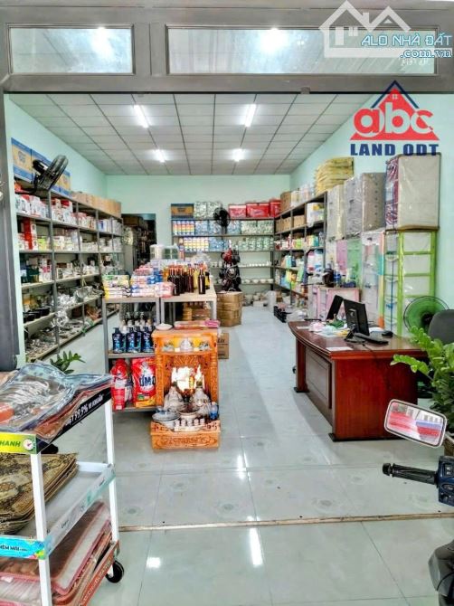 🆘Bán nhà mặt tiền Trương Định ( Đ4) khu vip Kinh Doanh Buôn Bán Sầm Uất.  •  thue 19tr/ - 2