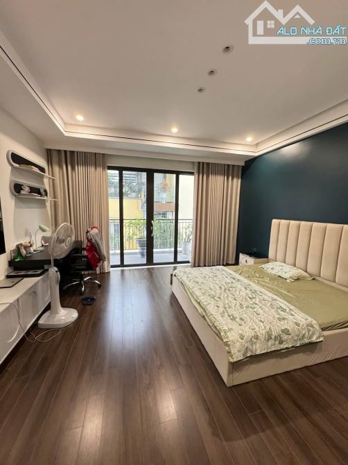Bán nhà phân lô, lô góc 2 mặt vỉa hè ô tô tránh Trung Kính, Cầu Giấy 75m 6 tầng MT 5m 26 t - 2