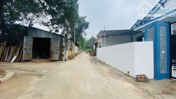 BÁN ĐẤT QUỐC OAI - CÁCH CHÙA THẦY 300M - Ô TÔ 7 CHỖ ĐỖ THOẢI MÁI 58M 4.5MT GIÁ 3.6 TỶ - 2