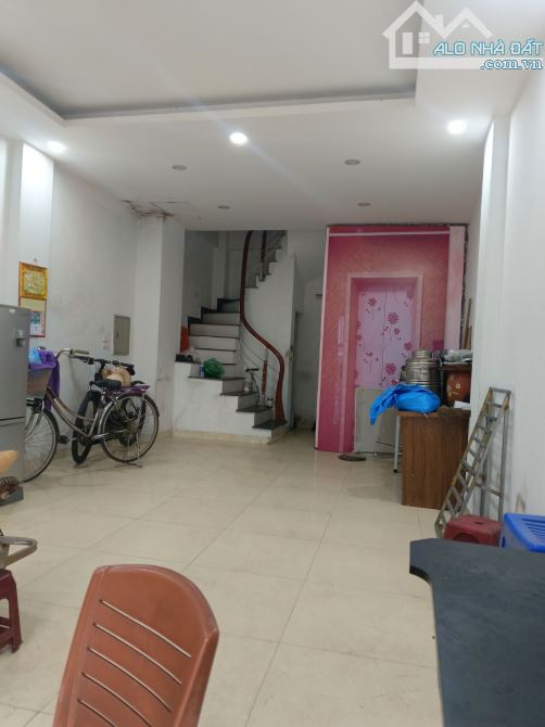 CỰC HIẾM, Bán nhà mặt phố Xã Đàn, Vip, vỉa hè rộng, 43m2*6T GIÁ MỀM, GẤP - 2