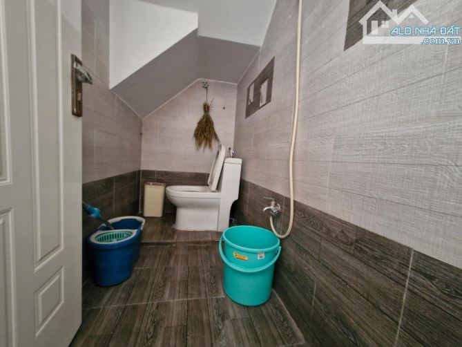 🏠 Nhà mới ở ngay tại trung tâm phước Long B - Quận9 . 👉 Giá chỉ 3tỷ8🔥  ✅ DT 37m2, DT sử - 2