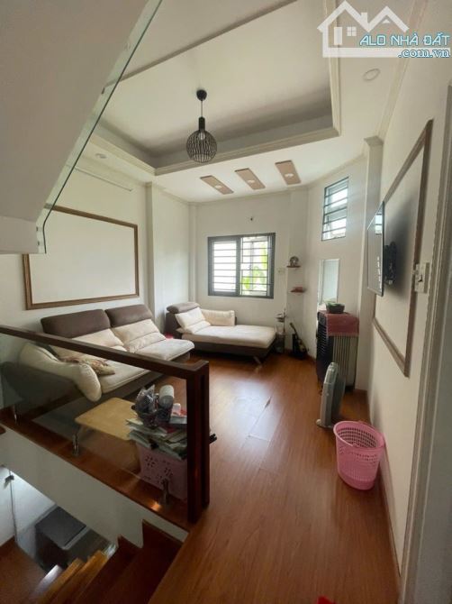 BÁN NHÀ ĐOÀN THỊ ĐIỂM, PHÚ NHUẬN - HẺM XE HƠI THÔNG - Ô TÔ NGỦ TRONG NHÀ - CHỈ 9,1 TỶ - 2