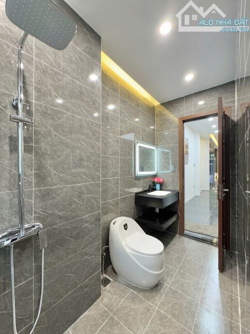 Bán nhà Phố Vọng, Hai Bà Trưng, ngõ ô tô, MT 6m, 40m 5T, gần ĐH KTQD, ở, làm VP 11.7 tỷ - 2