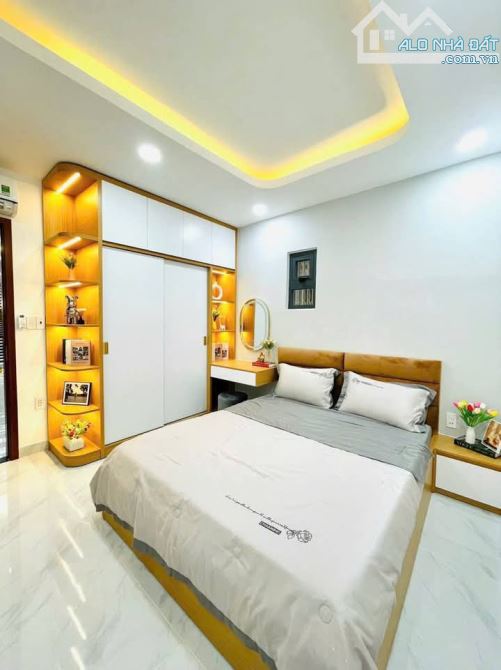 🏡 NHÀ PHỐ VIP - PHẠM TUẤN TÀI, DỊCH VỌNG HẬU, CẦU GIẤY  💰 Giá bán: 28 Tỷ 📏 - 2