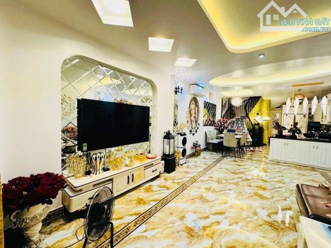 LÔ GÓC -:Ô TÔ - 3 THOÁNG - ĐƯỜNG BƯỞI BA ĐÌNH - DT 73m2-4T- MT 4.7m - NHỈNH 17tỷ - 2