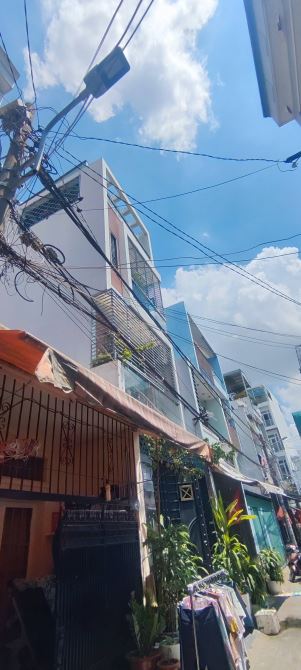 BÁN NHÀ 3 TẦNG – Ô TÔ VÀO TẬN NHÀ – TRUNG TÂM TÂN PHÚ - 2