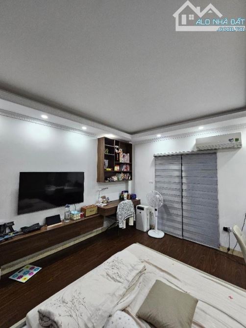 Nhà 4 tầng Dân xây Thanh Am, 2 thoáng trước sau, ô tô đỗ cửa, 56m, MT 3.4m, nhỉnh 6 tỷ - 2