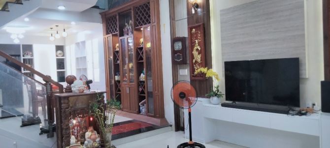 Bán gấp Biệt Thự MT Nguyễn Xí sát Nguyễn Sinh Sắc, Liên Chiểu, 4PN,5WC95m2 - 2