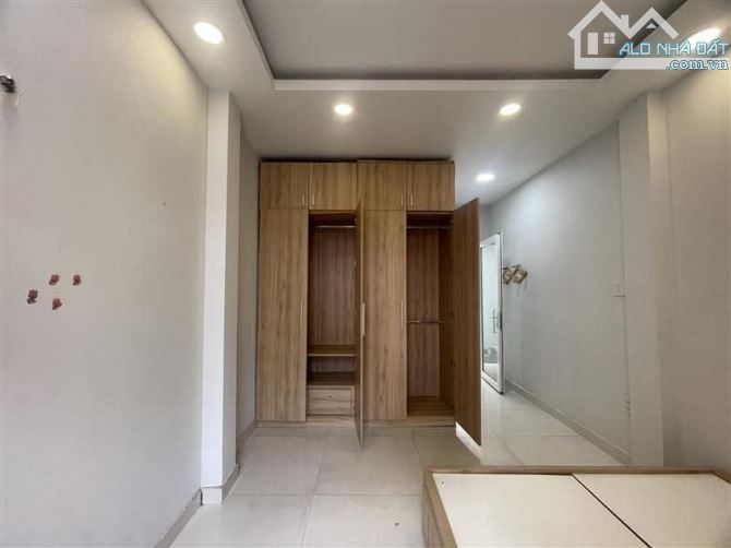 BÁN NHÀ TRUNG TÂM Q5 - LÊ HỒNG PHONG - 4 TẦNG - NHÀ ĐẸP SANG TRỌNG - GIÁ HƠN 8 Tỷ - 2